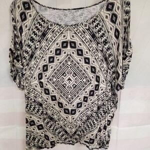 db Woman 2X Black & White Cap Short Sleeve